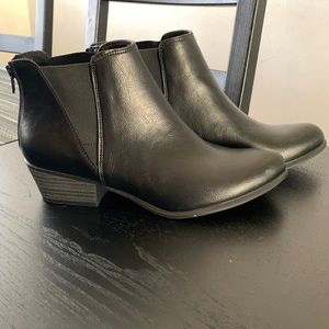 New esprit leather ankle boots
